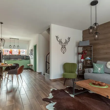 Chalets Ceder Ii. シャレー *